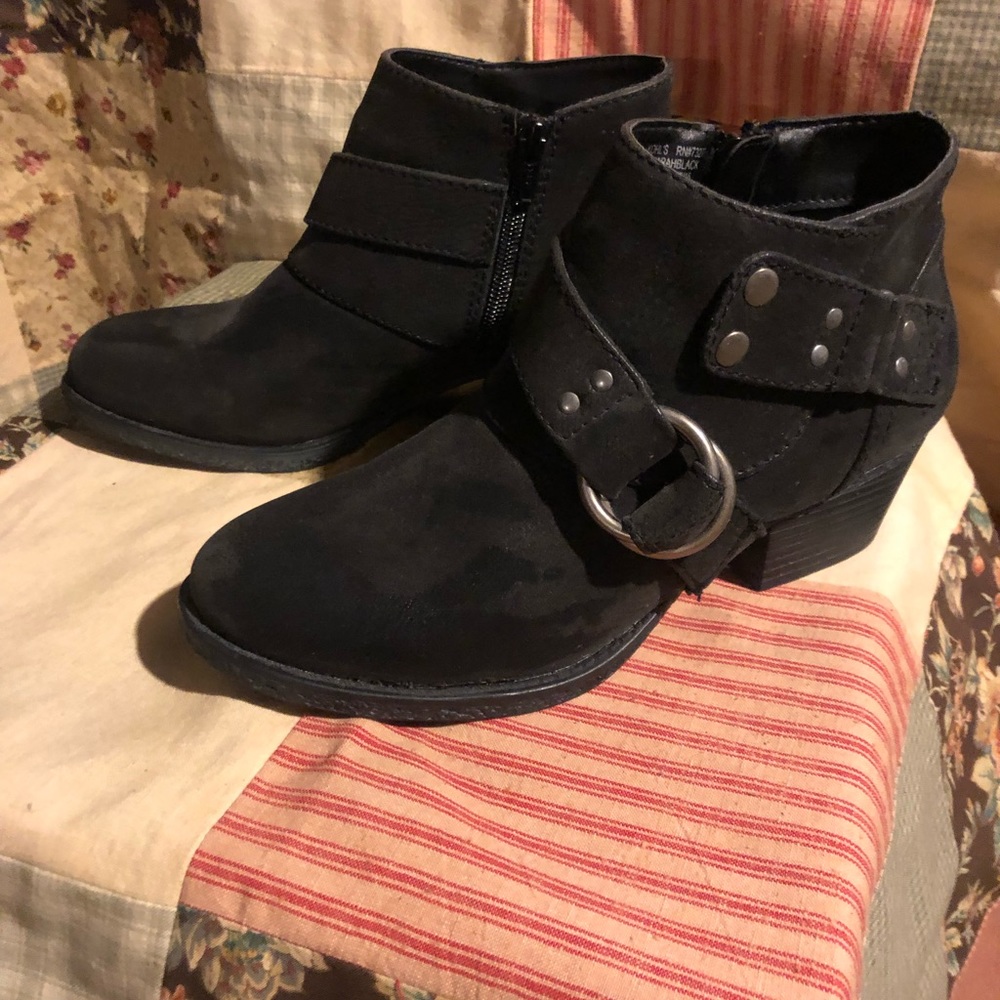 Sonoma ankle boots